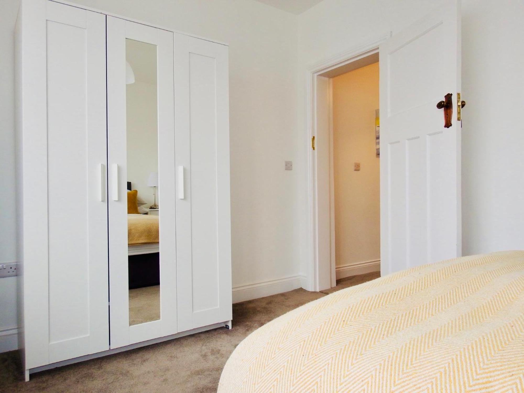 Newly Renovated 3 Bedroom Victorian Detached House Bournemouth Eksteriør billede
