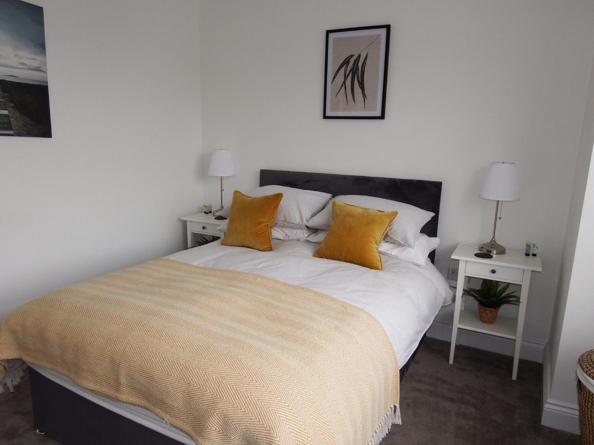 Newly Renovated 3 Bedroom Victorian Detached House Bournemouth Eksteriør billede