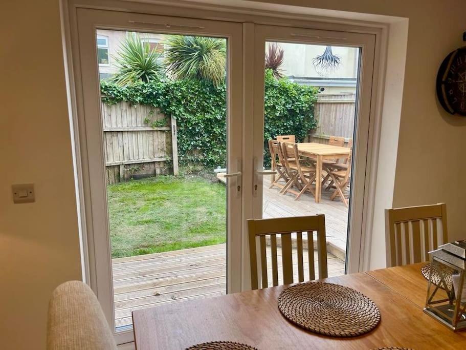 Newly Renovated 3 Bedroom Victorian Detached House Bournemouth Eksteriør billede