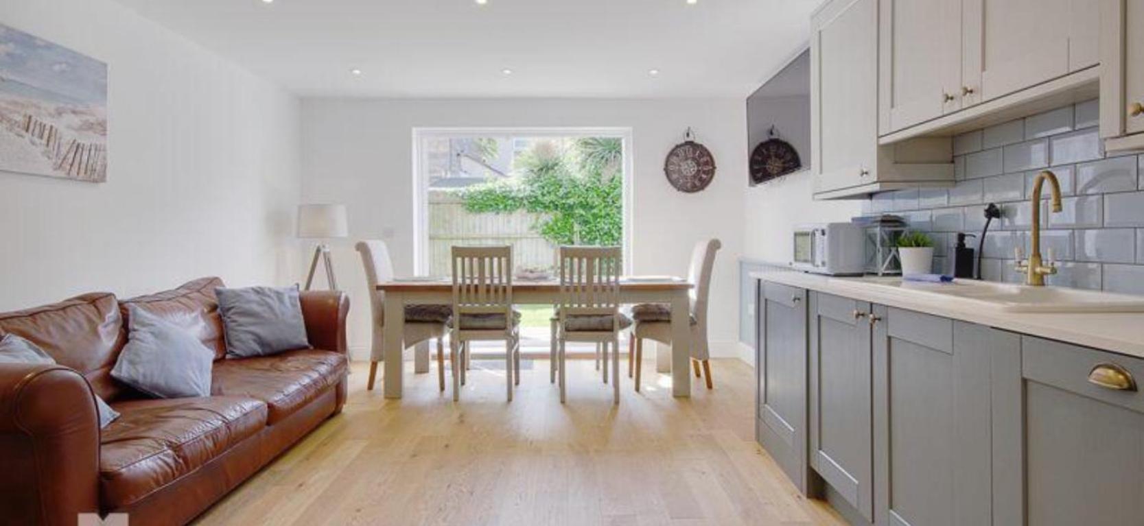 Newly Renovated 3 Bedroom Victorian Detached House Bournemouth Eksteriør billede